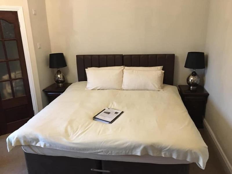 Brass Castle Country House Accommodation image