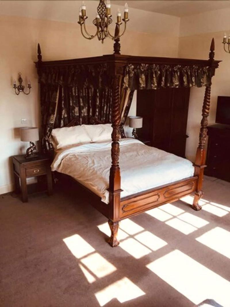 Brass Castle Country House Accommodation image