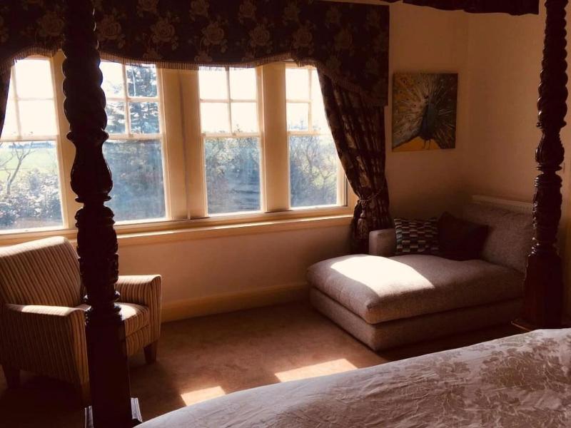 Brass Castle Country House Accommodation image