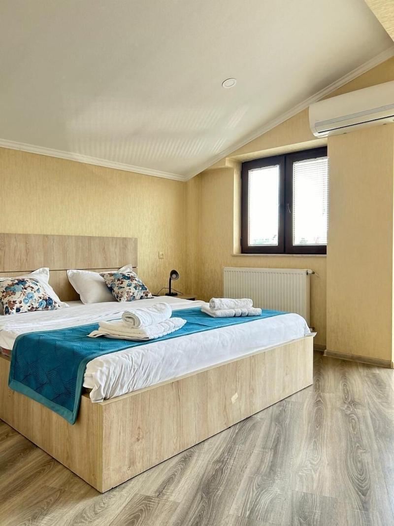 Tbilisi Center Hotel image