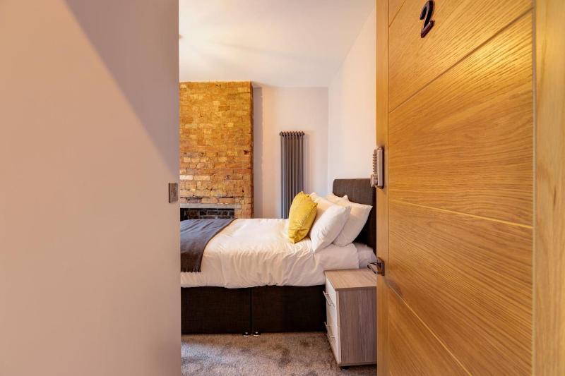 Bondgate Hotel East Midlands Airport image