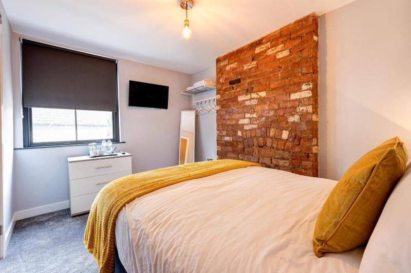 Bondgate Hotel East Midlands Airport image