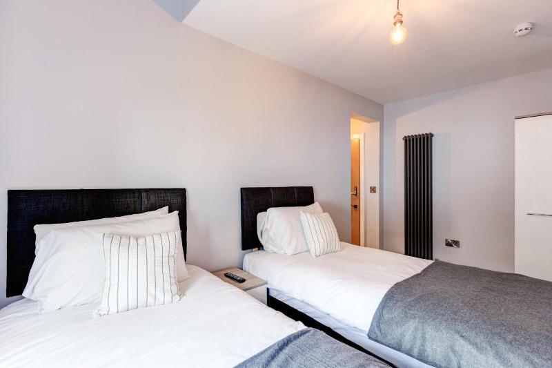 Bondgate Hotel East Midlands Airport image