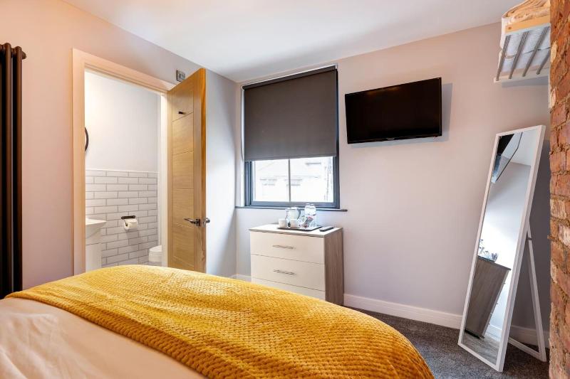 Bondgate Hotel East Midlands Airport image