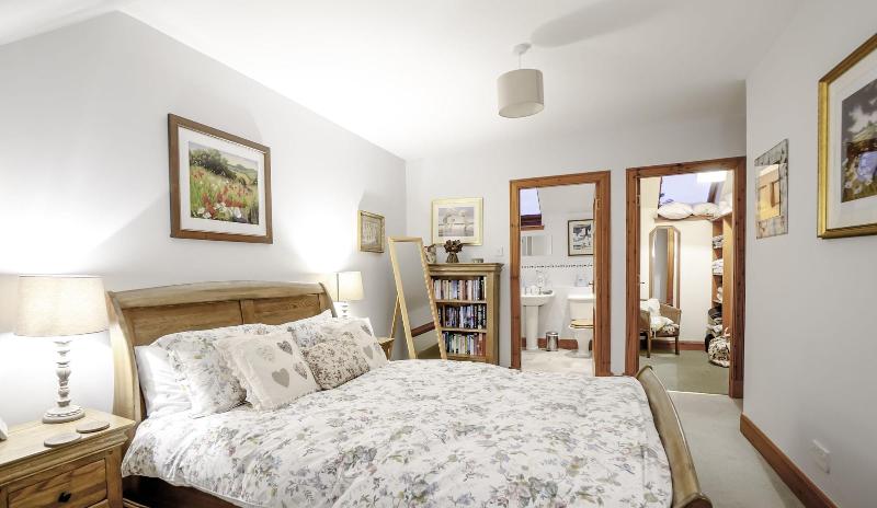 Osborne Steading image