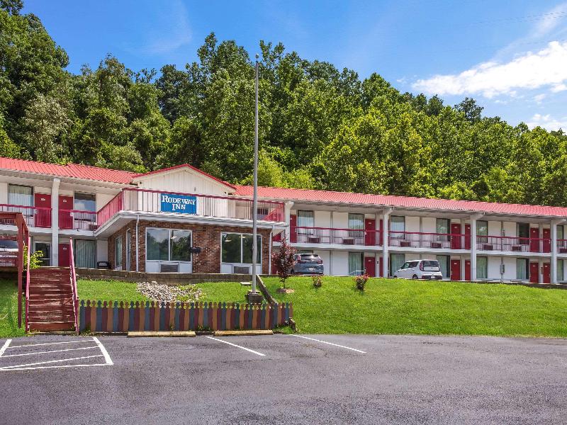 Rodeway Inn South Point, OH. image