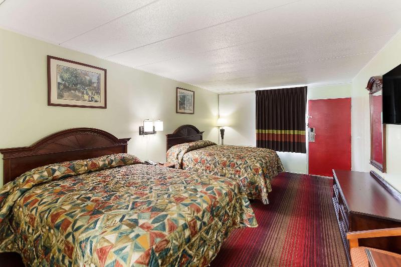 Rodeway Inn South Point, OH. image