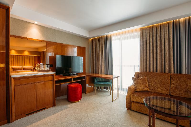Marjan Plaza Hotel image