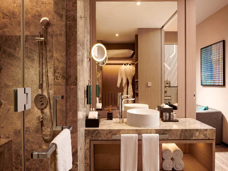 DoubleTree by Hilton Shah Alam i-City image