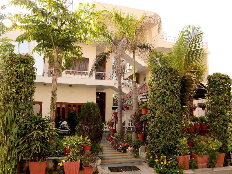 Oyo 4492 Home Stay Sukh Vilas image