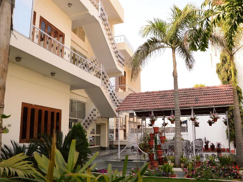 Oyo 4492 Home Stay Sukh Vilas image