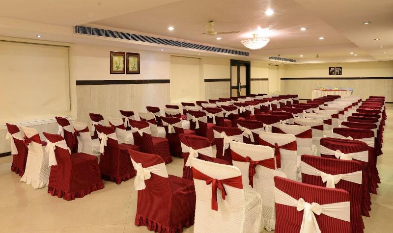 Mb Greens Clarks Inn Moradabad