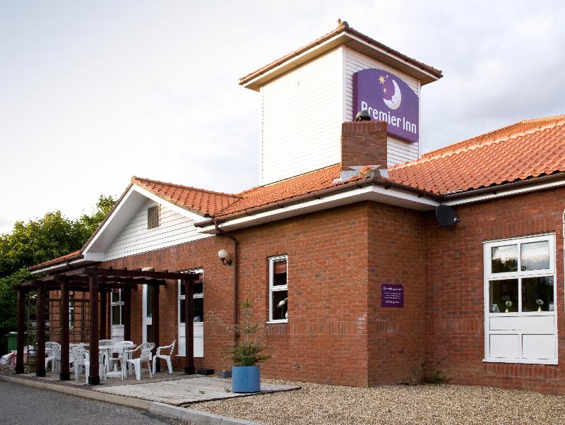 Premier Inn Chelmsford - Springfield