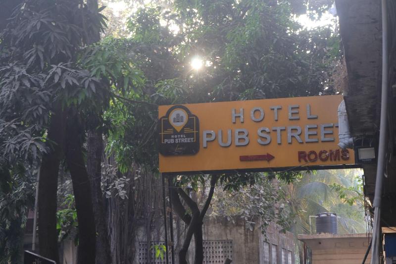 Hotel Pub Street Inn image