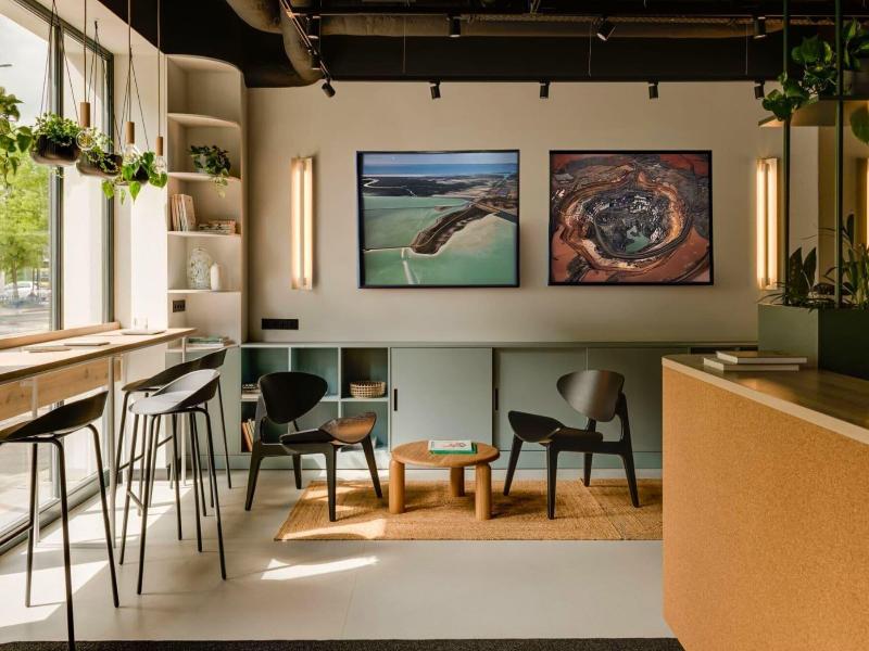 Plantonia Aparthotel image