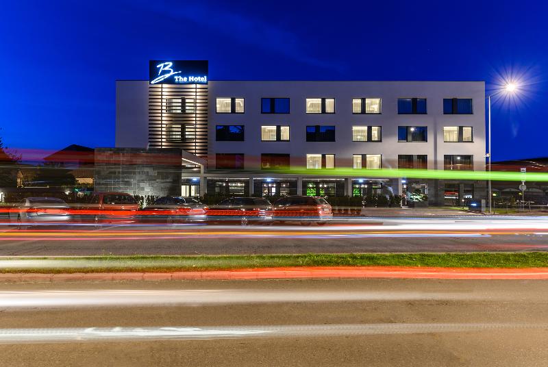 B The Hotel image