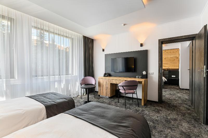 B The Hotel image