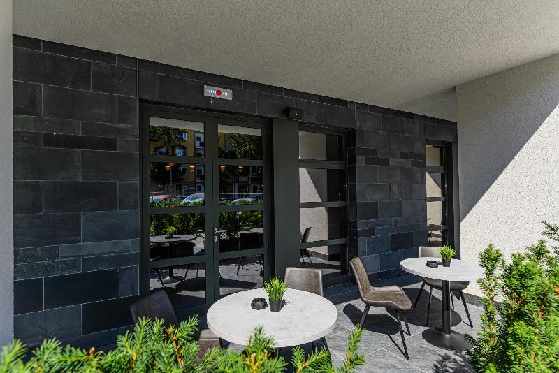 B The Hotel image