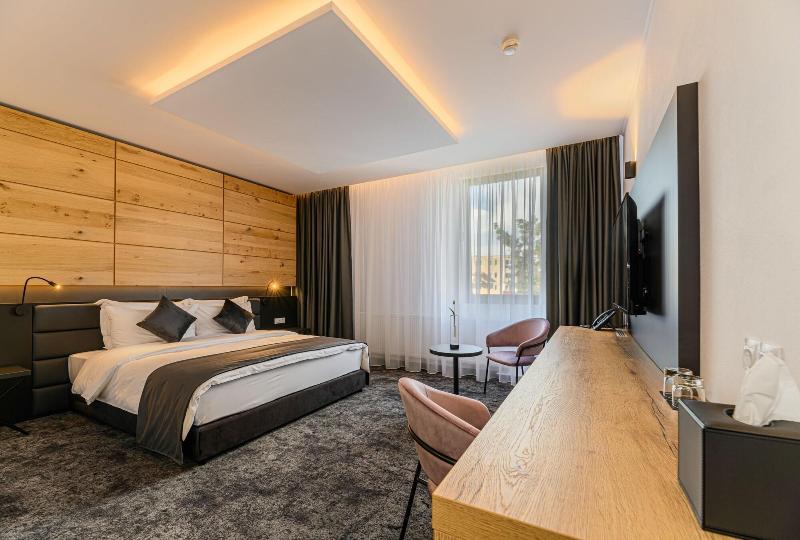 B The Hotel image
