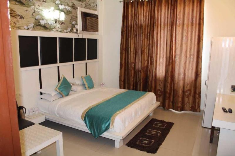 Hotel Mount View image