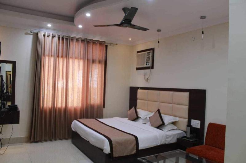 Hotel Mount View image