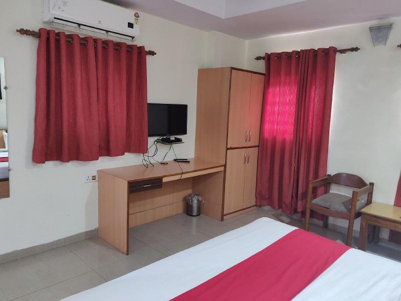 Hotel Rahul image