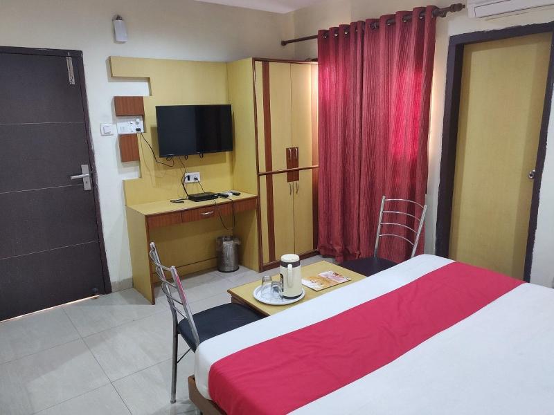 Hotel Rahul image