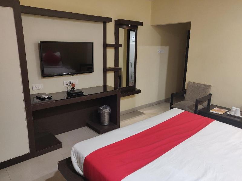 Hotel Rahul image