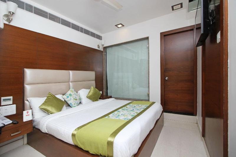 9241 Sacheti Yatri Niwas