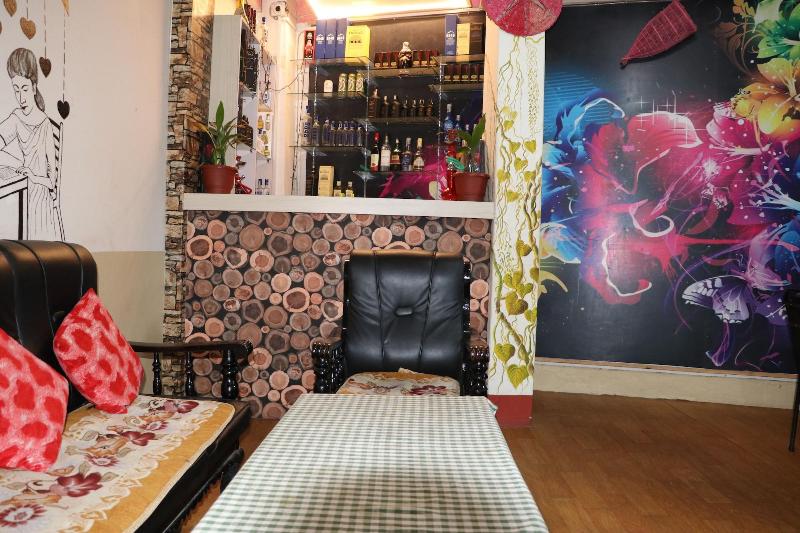 Hotel Happy Home image