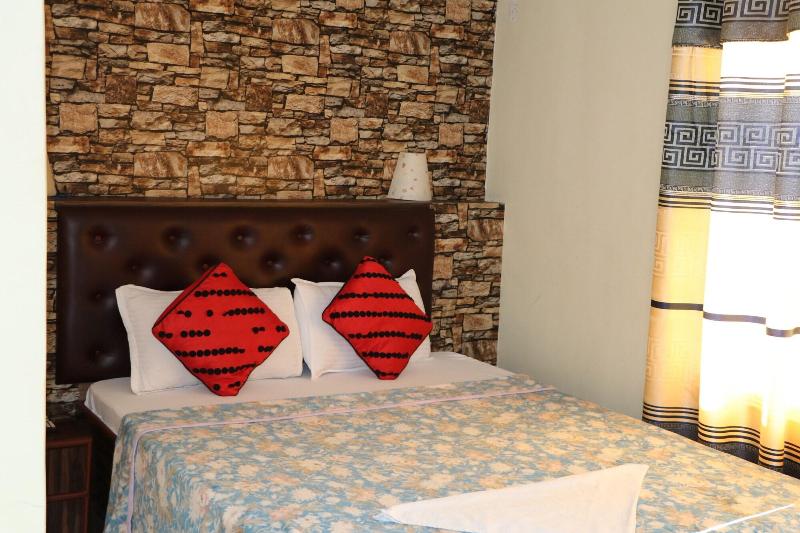 Hotel Happy Home image