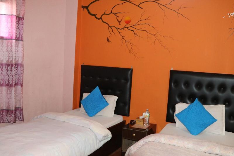 Hotel Happy Home image