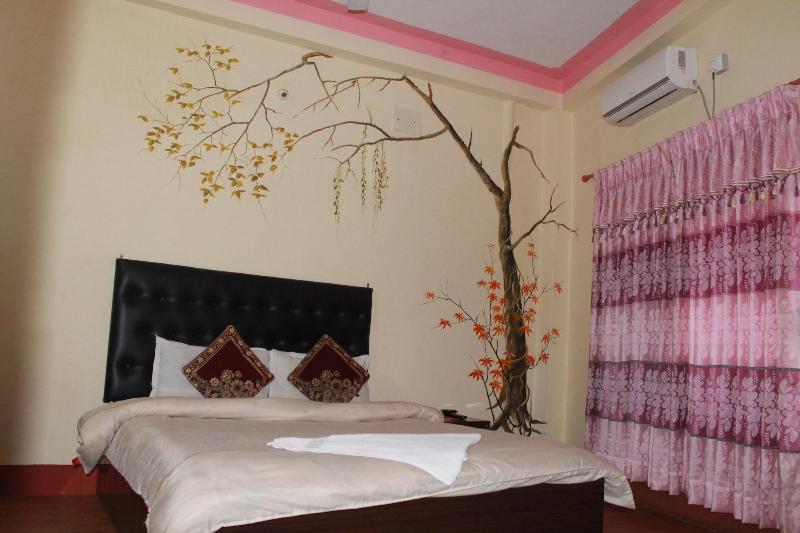 Hotel Happy Home image