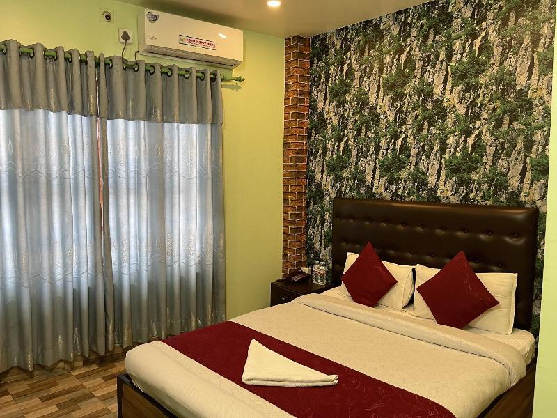 Hotel Happy Home image