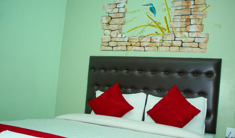 Hotel Happy Home image
