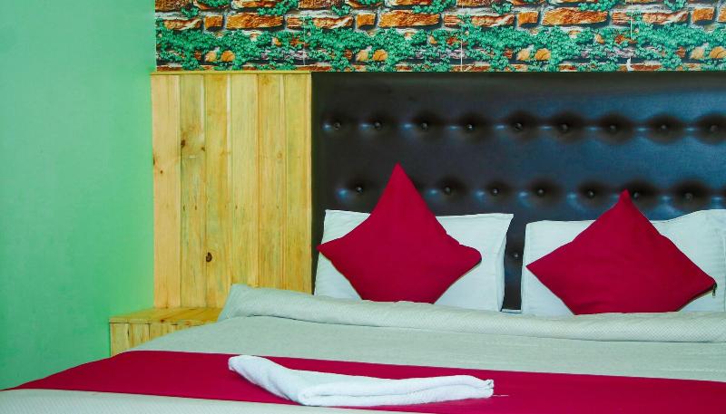 Hotel Happy Home image