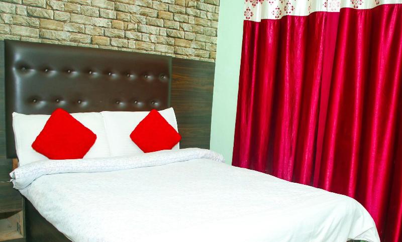 Hotel Happy Home image