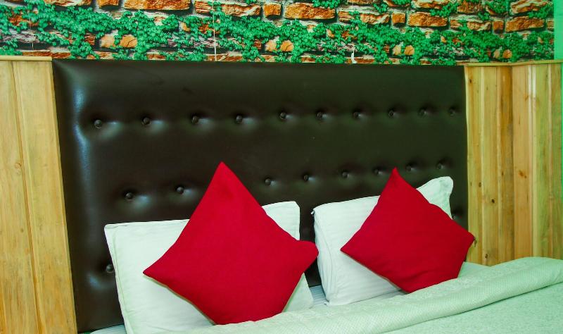 Hotel Happy Home image