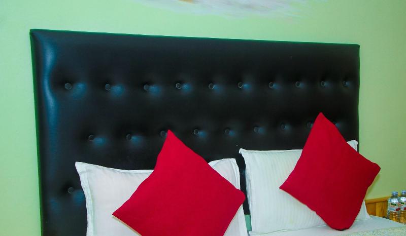 Hotel Happy Home image