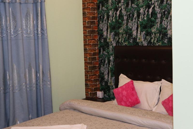 Hotel Happy Home image