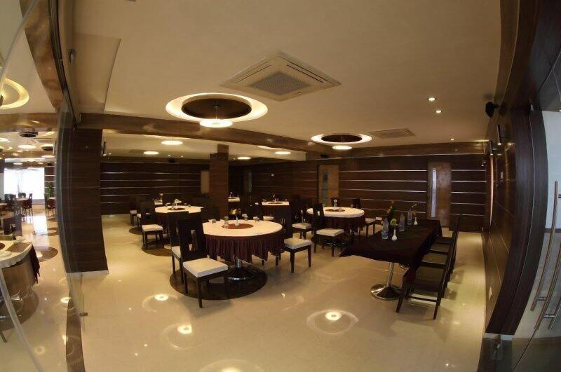 Shangri La Grand The Hotel image