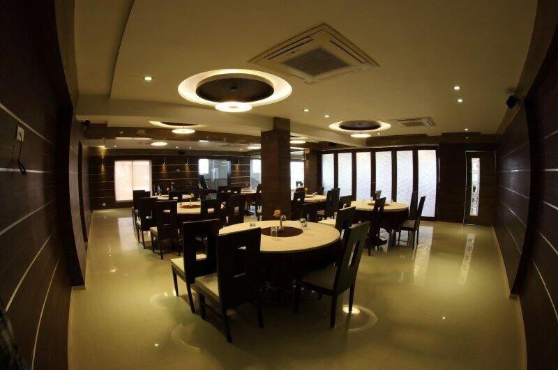 Shangri La Grand The Hotel image
