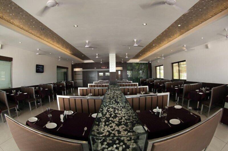 Shangri La Grand The Hotel image