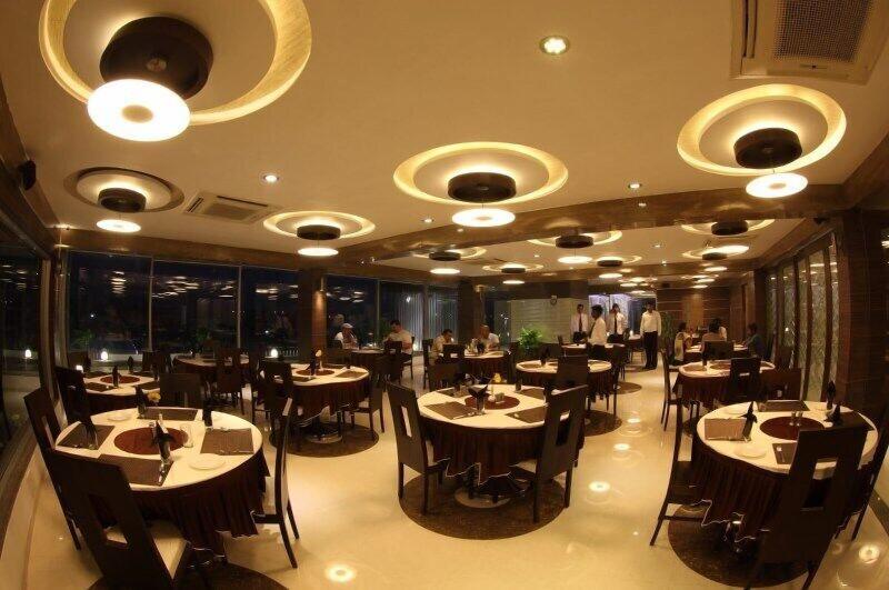 Shangri La Grand The Hotel image