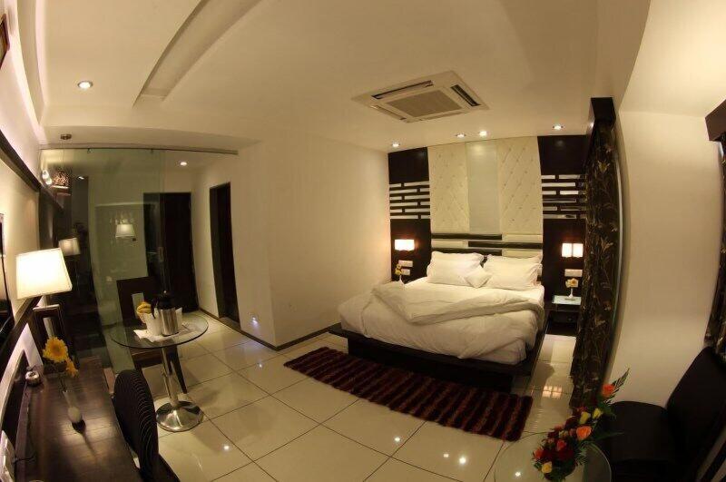 Shangri La Grand The Hotel image