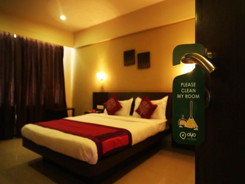 Oyo 1349 Hotel Solitaire image