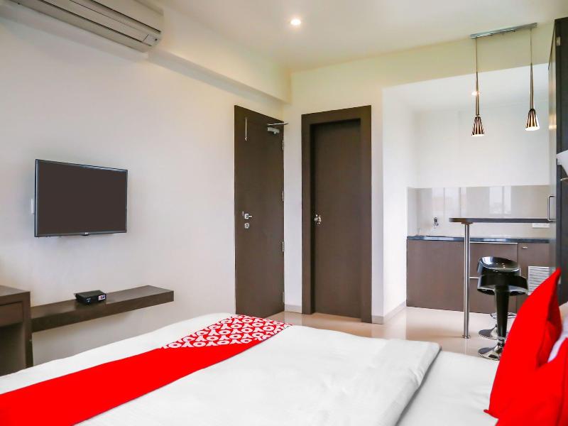 Oyo 1349 Hotel Solitaire image