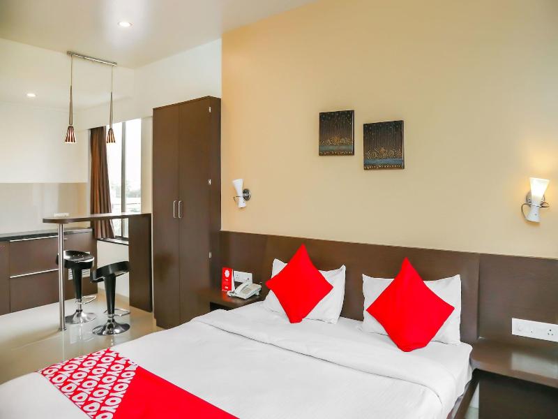 Oyo 1349 Hotel Solitaire image