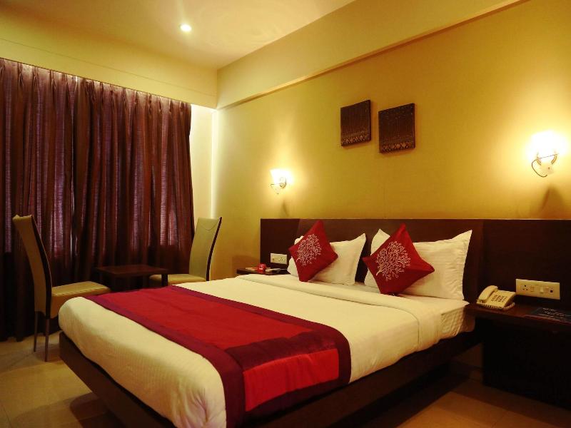 Oyo 1349 Hotel Solitaire image