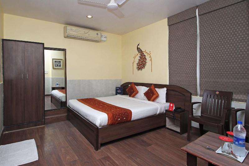 Oyo 2206 Hotel Rajawat Manor — main photo